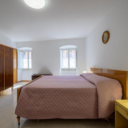 Via Mazzini 23A Apartman Gubbio Kültér fotó
