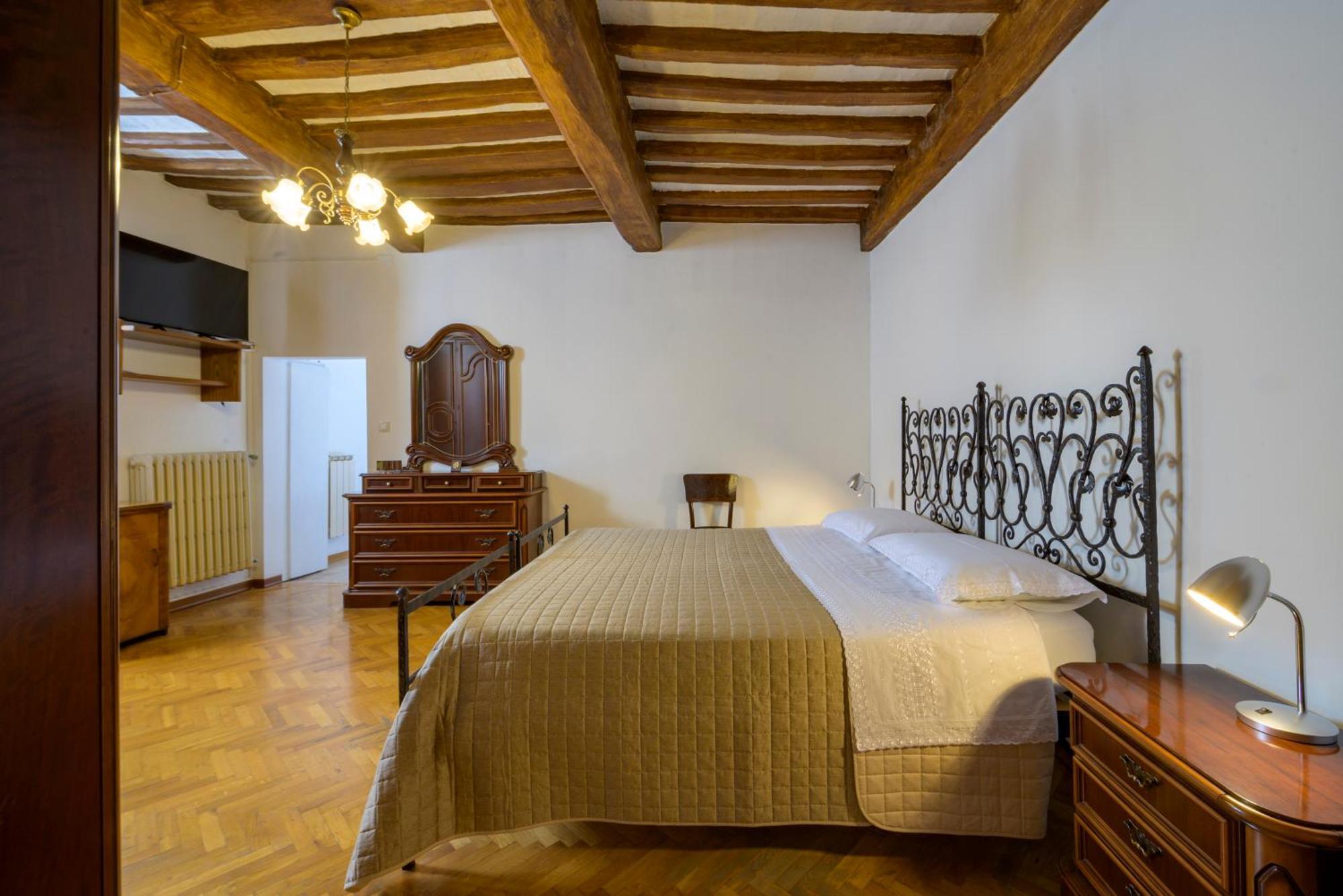 Via Mazzini 23A Apartman Gubbio Kültér fotó