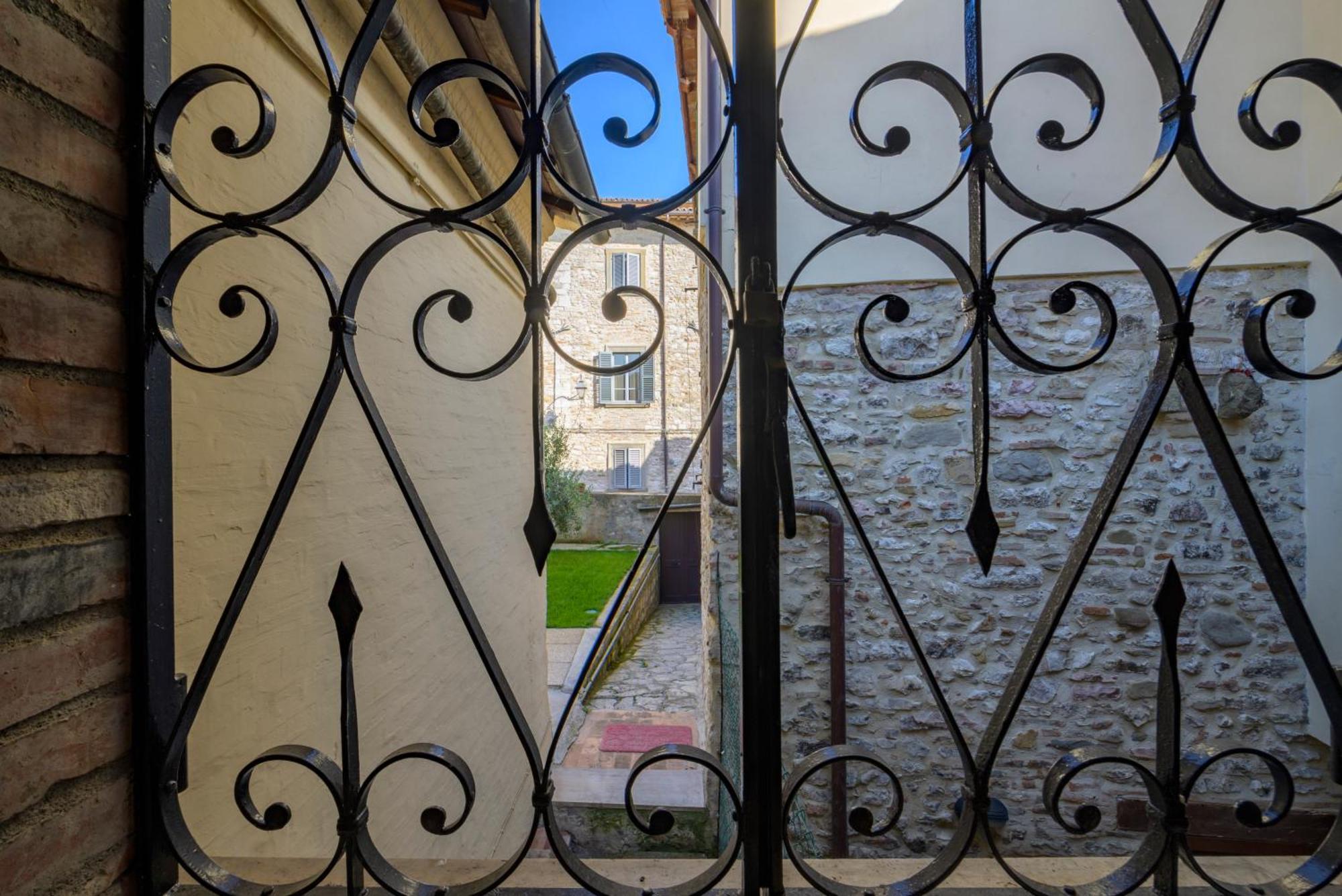 Via Mazzini 23A Apartman Gubbio Kültér fotó